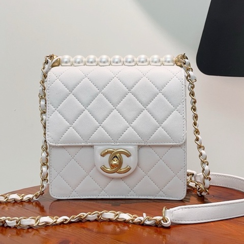 Chanel 香奈兒 珍珠鏈條包 27開 白金