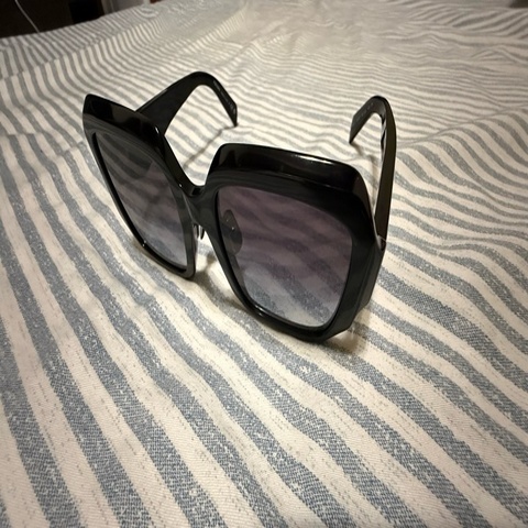 Prada 太陽眼鏡🕶️