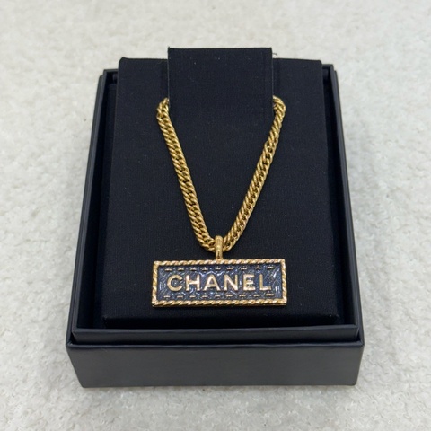 Chanel牛仔方塊項鍊