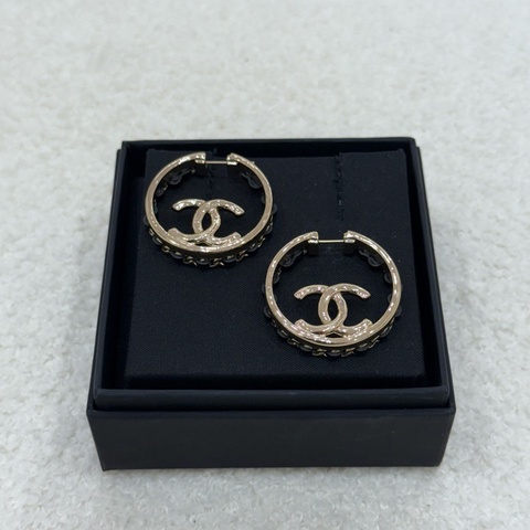 Chanel 經典雙C logo耳環