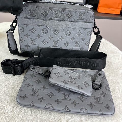 Louis Vuitton 路易威登 男士三合一