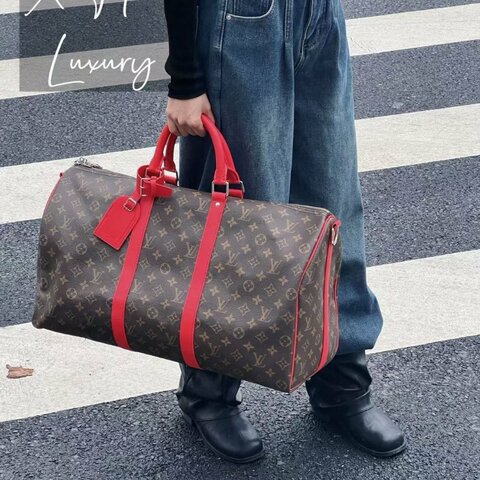 LV 老花Keepall50旅行袋 芯片款 老花拼紅 銀扣 50*29*24 99新配件鑰匙*2 鎖 肩帶 塵袋