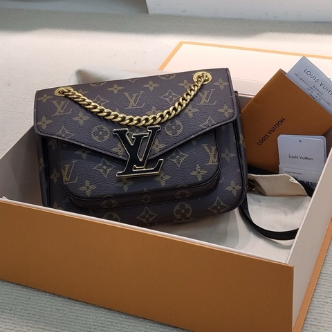 路易威登/Louis Vuitton Passy     Monogram 塗層帆布 芯片款