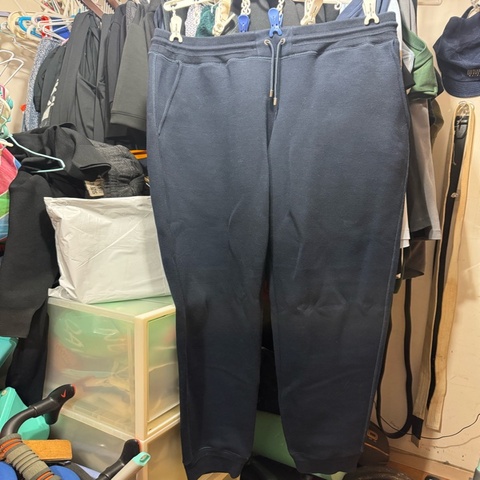LV 男版休閒運動褲 XL