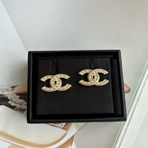 Chanel 雙C小鑽耳環🎀