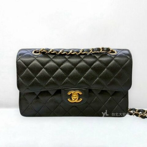 A13284-CHANEL COCO23 黑色荔枝牛皮銀釦口蓋包A01113