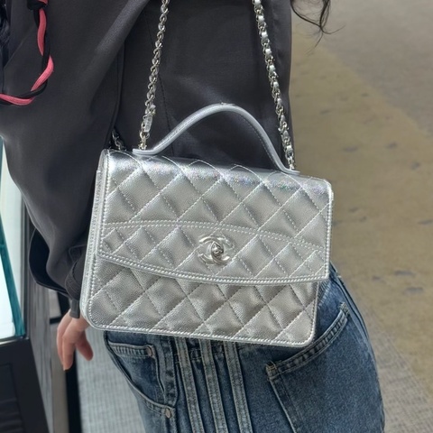 💎Chanel香奈兒｜26C銀色三合一小書包｜荔枝牛皮雙肩包｜99新芯片款