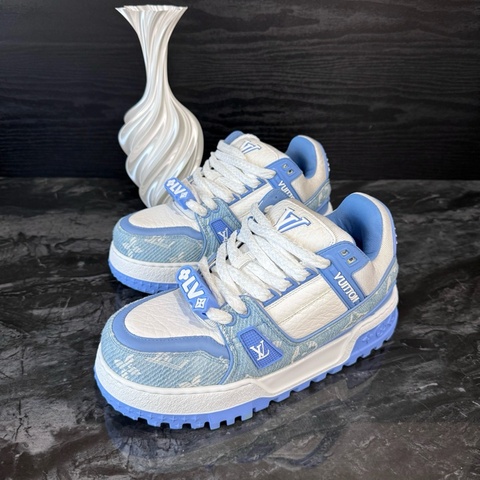 LV路易威登白藍牛仔TrainerMax休閒鞋 37.5碼 99新