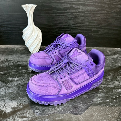 LV路易威登紫色鰐魚紋TrainerMax休閒鞋 41.5碼 95新