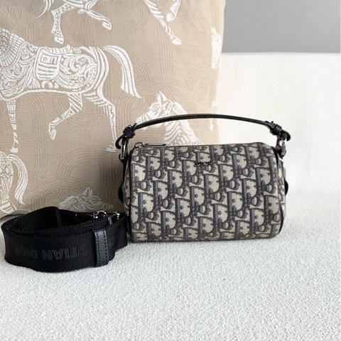 Dior 迪奧 Roller 老花刺繡圓筒包