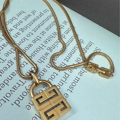 紀梵希 Givenchy 日本中古 絕版 古董 Vintage 4G 鎖頭金屬項鍊