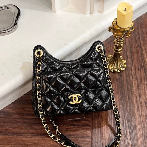 CHANEL 天貓精靈hobo包油蠟黑金小號 AS3710/晶片款