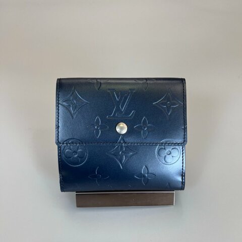 LV M65115 珠光深藍壓紋翻蓋短夾