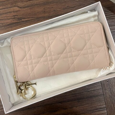 DIOR 粉色 黛妃ㄇ拉長夾
