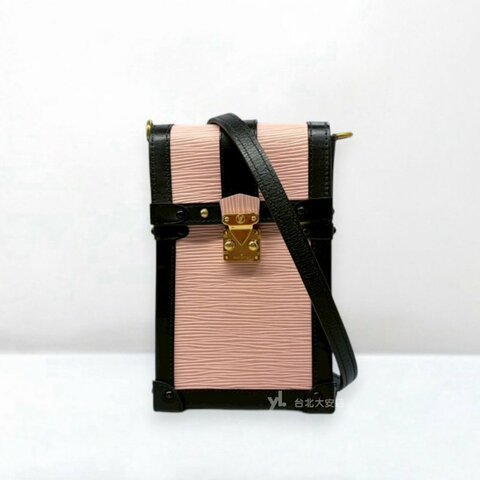 A13298-LV Epi Pochette Trunk櫻花粉拚黑硬箱造型直式手機包M67872