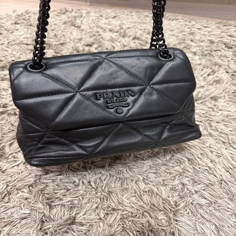 PRADA - 小羊皮格紋单肩包（肩帶可長可短）