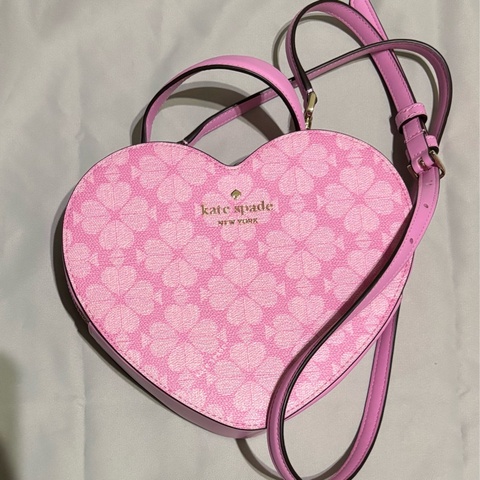 Kate Spade 粉色愛心斜背包