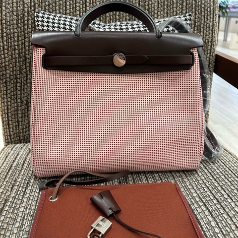 ❤️ 愛馬仕/Hermes herbag31 馬鞍紅拼紅白編織 手提包單肩包斜挎包 銀扣 配件：鎖具