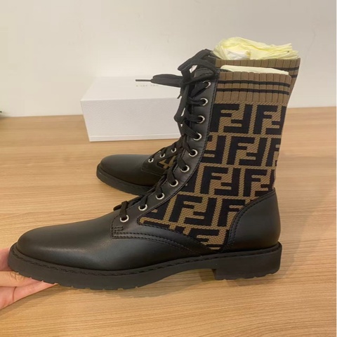 全新fendi 芬迪 短靴 老花馬丁靴38碼