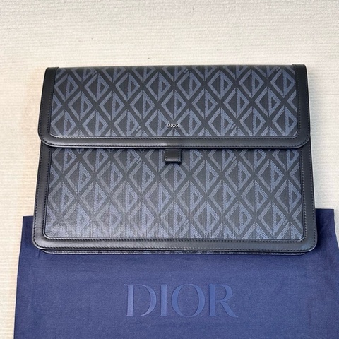 99新 Dior 迪奧 鑽石圖案 拼皮 手拿包 尺寸：34×25×3.5。