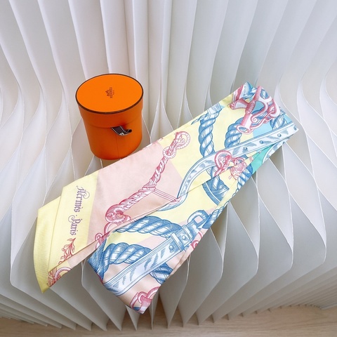 全新 Hermes maxi twilly 綁伊芙琳專用絲巾
