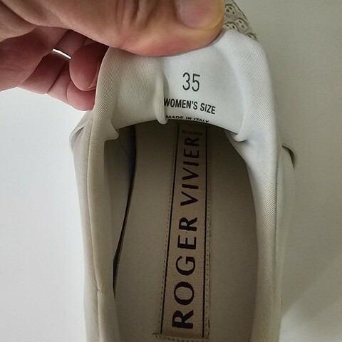 RV ROGER VIVIER