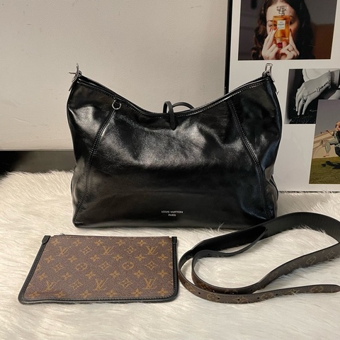 路易威登LV Carryall中號黑武士單肩包腋下包 芯片款