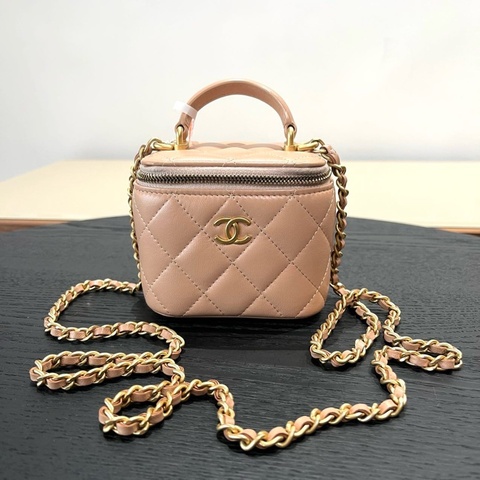 Chanel香奈兒21A 金扣mini盒子包 米色