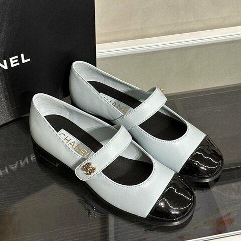 CHANEL 低跟圓頭瑪莉珍鞋 - 淺藍 36.5