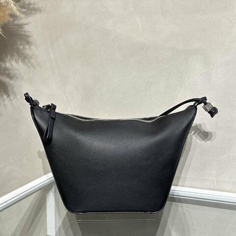 LOEWE 經典小牛皮Hammock Hobo - 黑