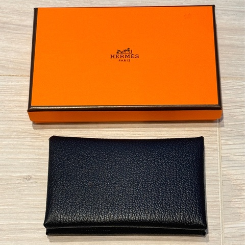 HERMES CALVI 黑色山羊皮