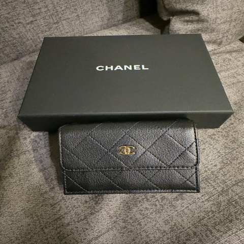 Chanel 山羊皮 淡金扣迷你三折短夾
