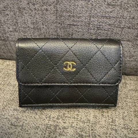 Chanel 山羊皮 淡金扣迷你三折短夾