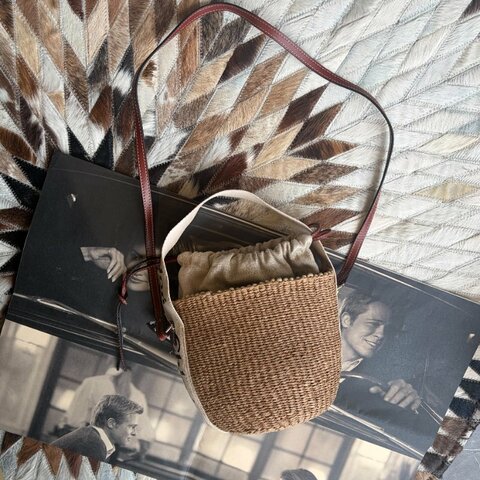 CHLOE Woody Basket 草編水桶包