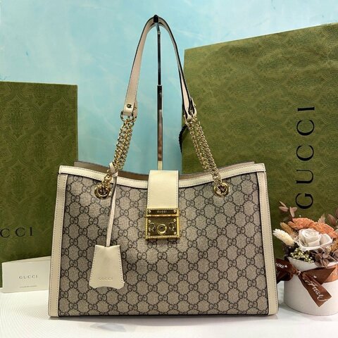 GUCCI Padlock GG Supreme中型托特包