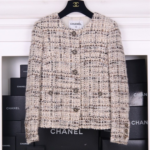 Chanel 18年森林系列米棕色粗花呢两口袋上衣外套