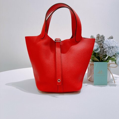 TW4886	Hermes 愛馬仕中號菜籃子手提包包 Picotin 18 TC Rouge De Coeur