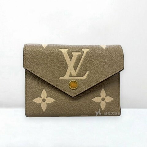 A13318-LV 斑鳩灰牛皮Victorine三折零錢短夾M81861
