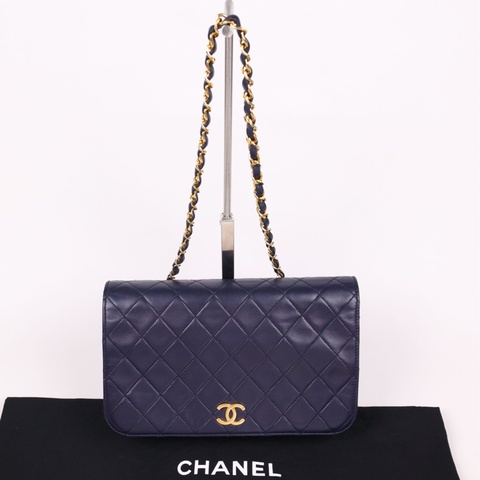 Chanel深蓝色羊皮woc皮穿链单肩包