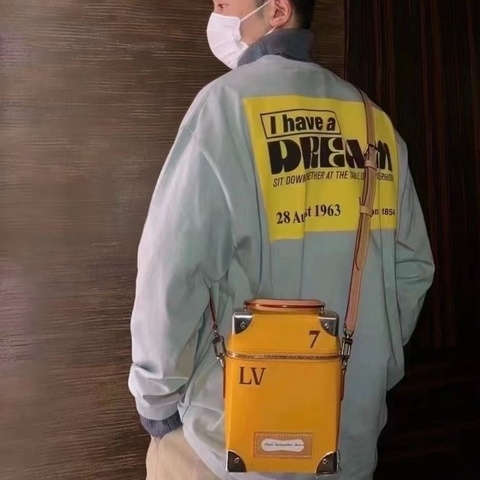 LV 芯片款 春夏秀款 VERTICAL BOX TRUNK 竪版軟盒子 21*16 9新 配件肩帶 盒子 塵袋