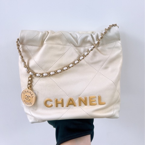 Chanel 22 mini 漸變香檳金
