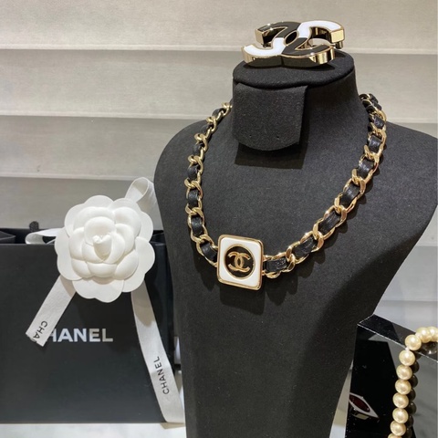 全新全配❤️ 香奈兒 #皮穿鏈 #choker #頸鏈 #項鍊