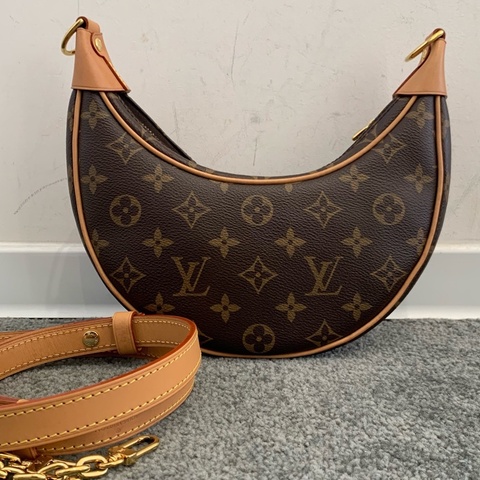 LV 路易威登 Loop系列 老花豌豆包 月亮包  單肩斜挎包 芯片款