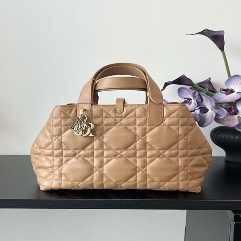 迪奧 Dior 中號 Toujours 手袋 淺金色調牛皮革超大藤格紋