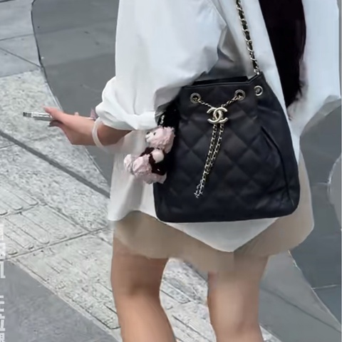 ෆ Chanel Kelly水桶包