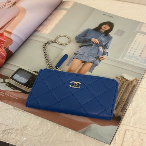 Chanel藍羊皮L型拉鍊鑰匙零錢包👛