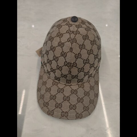 GUCCI女款帽碼數s