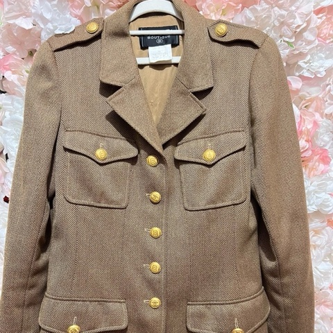 Chanel中古军装金扣外套