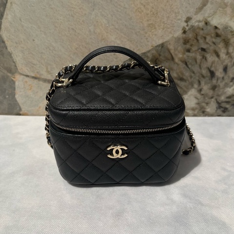 Chanel黑銀牛皮方形化妝盒
