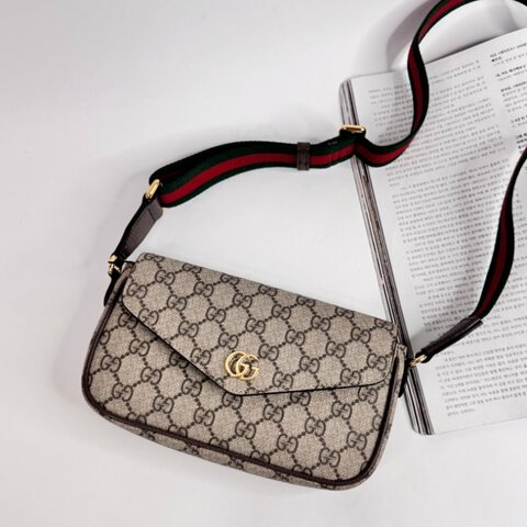 GUCCI Ophidia 翻蓋斜背包